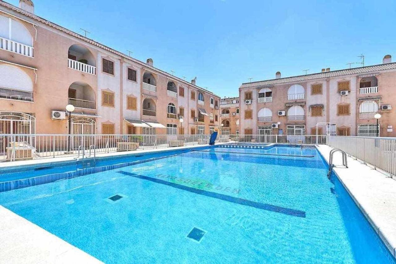 Espanhouse Valencia Apartment With Pool View In Torrevieja Exterior photo